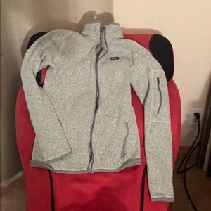 Patagonia Women’s Zip up Sweater size Medium